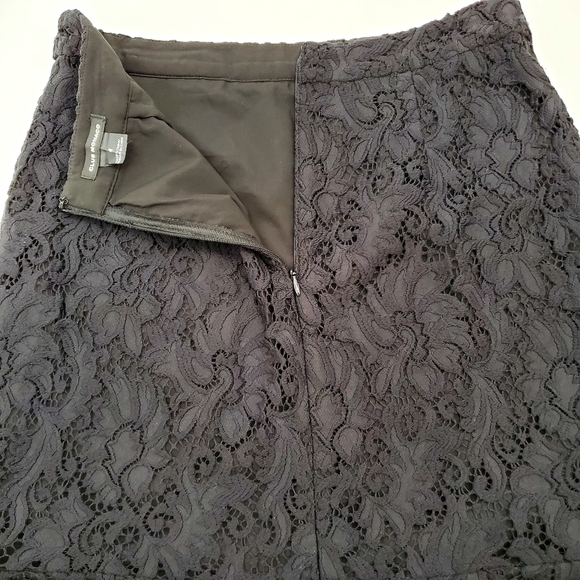 Club Monaco Navy Floral Lace Mini Skirt - Picture 3 of 5